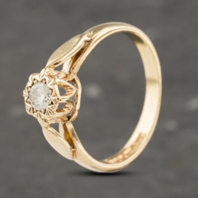 Pre-Owned 9ct Yellow Gold Cubic Zirconia Solitaire Ring 41103210