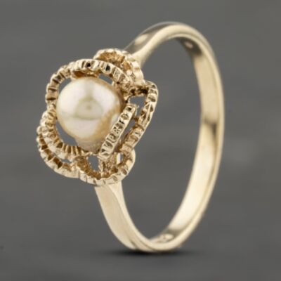 Pre-Owned 9ct Yellow Gold Cultured Pearl Fancy Dress Ring 41103312