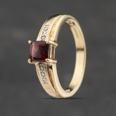 Pre-Owned 9ct Two Colour Gold Garnet Dress Ring 41103388