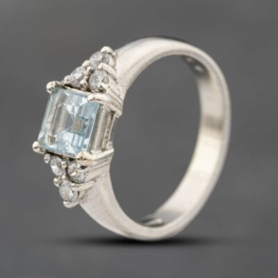 Pre-Owned 9ct White Gold Blue Topaz & Cubic Zirconia Seven Stone Ring 41103405