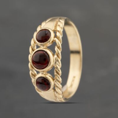Pre-Owned 9ct Yellow Gold Garnet Rubover Set Three Stone Ring 41103429