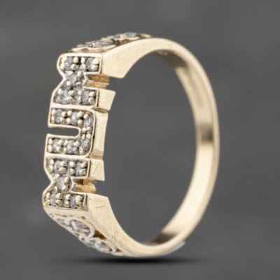 Pre-Owned 9ct Yellow Gold Cubic Zirconia Mum Signet Ring 41103765