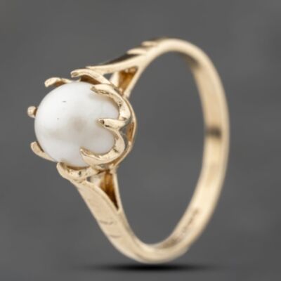 Pre-Owned Vintage 9ct Yellow Gold Pearl Claw Set Dress Ring 41103779