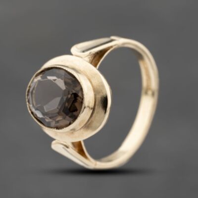 Pre-Owned 9ct Yellow Gold Smokey Quartz Oval Dress Ring 41103813