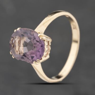 Pre-Owned 9ct Yellow Gold Amethyst Oval Dress Ring 41103844