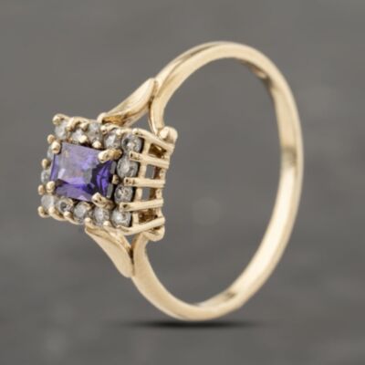 Pre-Owned 9ct Yellow Gold Amethyst & Cubic Zirconia Dress Ring 41103927