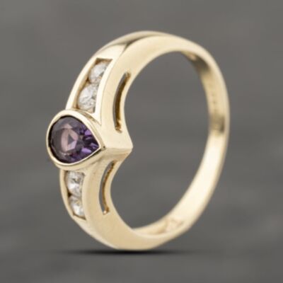 Pre-Owned 9ct Yellow Gold Amethyst & Cubic Zirconia Half Wishbone Ring 41103942