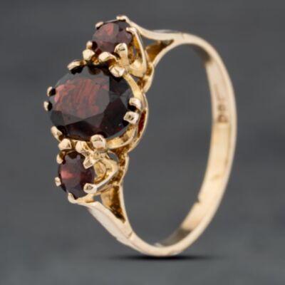 Pre-Owned 9ct Yellow Gold Garnet Three Stone Ring 41103970