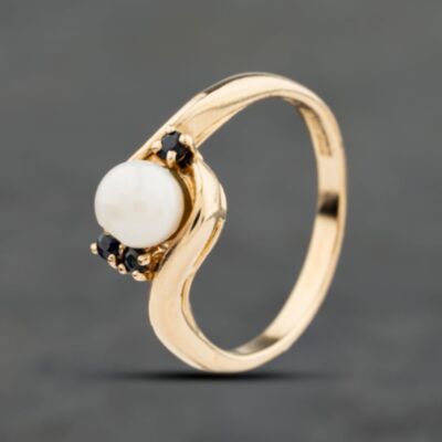 Pre-Owned 9ct Yellow Gold Simulated Pearl & Blue Spinel Round Dress Ring 41104065