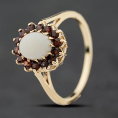Pre-Owned 9ct Yellow Gold Opal & Garnet Oval Cluster Ring 41104127
