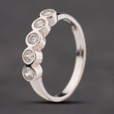 Pre-Owned 9ct White Gold Cubic Zirconia Rubover Set Five Stone Ring 41104210