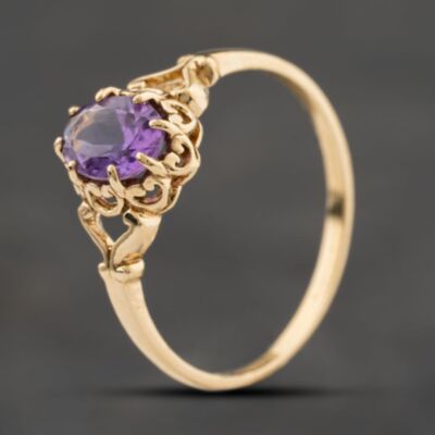 Pre-Owned 9ct Yellow Gold Amethyst Oval Dress Ring 41104228