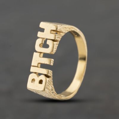 Pre-Owned 9ct Yellow Gold Bitch Signet Ring 41104398