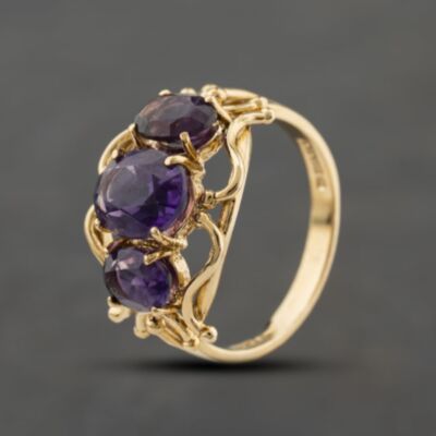 Pre-Owned 9ct Yellow Gold Amethyst Three Stone Ring 41104403