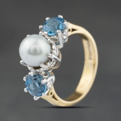 Pre-Owned 9ct Yellow Gold Blue Topaz & Grey South Sea Pearl Three Stone Ring 41104556