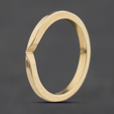Pre-Owned 9ct Yellow Gold Half Wishbone Ring 41104612