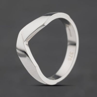 Pre-Owned 9ct White Gold Flat Half Wishbone Ring 41104616