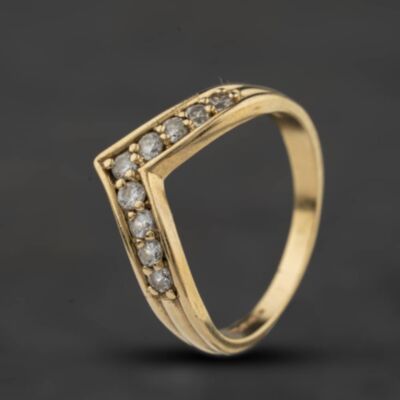 Pre-Owned 9ct Yellow Gold Cubic Zirconia Half Wishbone Ring 41104679