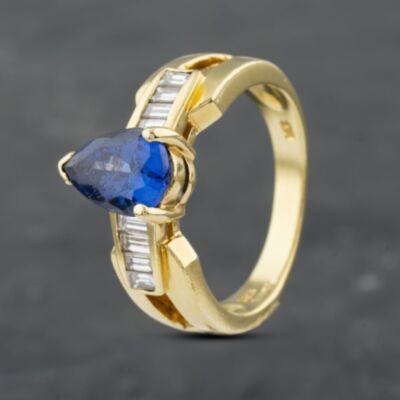Pre-Owned 18ct Yellow Gold Tanzanite & 0.40ct Baguette Cut Diamond Pear Shaped Cluster Ring 41121011