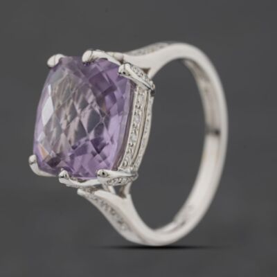 Pre-Owned 18ct White Gold 0.21ct Brilliant Cut 7.15ct Kunzite Cluster Ring 41121036