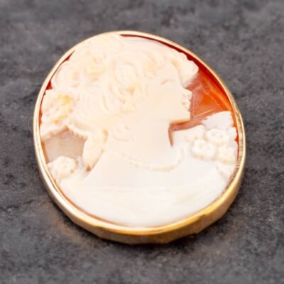 Pre-Owned 9ct Yellow Gold Cameo Brooch 41131065
