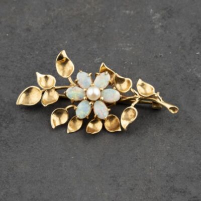 Pre-Owned 9ct Yellow Gold Opal & Pearl Foliate Brooch 41131142