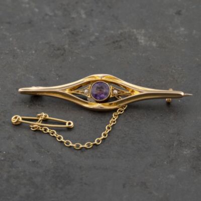 Pre-Owned 15ct Yellow Gold Amethyst & Seed Pearl Brooch 41131146