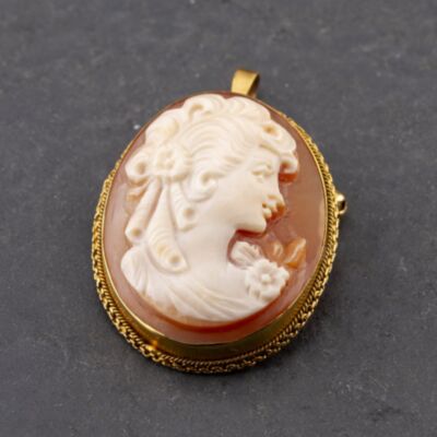 Pre-Owned 9ct Yellow Gold Cameo Brooch 41131163