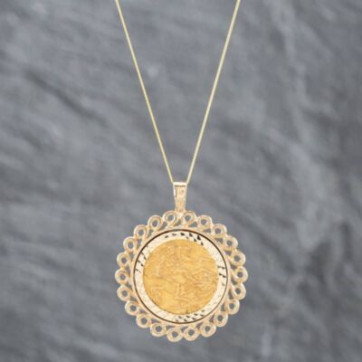 Pre-Owned 9ct Yellow Gold 1911 Half Sovereign Coin Keeper Pendant & 18 Inch Curb Chain41141907BND