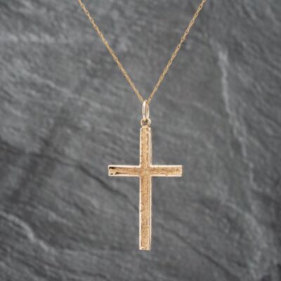 Pre-Owned 9ct Yellow Gold Large Bark Effect Pattern Cross Pendant & 18 Inch Prince Of Wales Chain 41142161