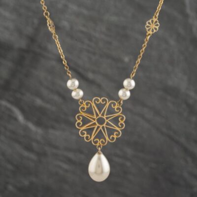 Pre-Owned Vintage Yellow Gold Pearl Fancy Round Drop Pendant & 15 Inch Trace Chain 41142229