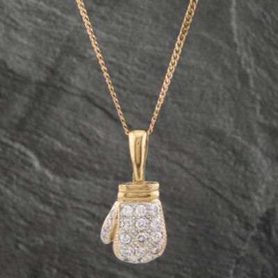 Pre-Owned 9ct Yellow Gold Cubic Zirconia Large Boxing Glove Pendant & 20 Inch Curb Chain 41142306