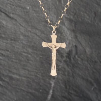 Pre-Owned 9ct Yellow Gold Large Crucifix Cross Pendant & 20 Inch Belcher Chain 41142411