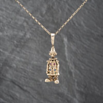 Pre-Owned 9ct Yellow Gold Cubic Zirconia Movable Clown Pendant & 18 Inch Belcher Chain 41142668