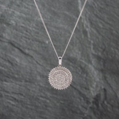 Pre-Owned 9ct White Gold Diamond Three Tier Pave Circle Pendant & 18 Inch Curb Chain 41142689