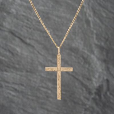 Pre-Owned 9ct Yellow Gold Engraved Cross Pendant & 18 Inch Curb Chain 41142706