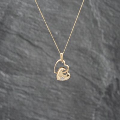Pre-Owned 9ct Yellow Gold Diamond Double Heart Pendant & 18 Inch Curb Chain 41142710