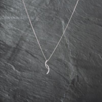 Pre-Owned 18ct White Gold Diamond Elongated 'S' Shape Pendant & 18 Inch Curb Chain 41142714