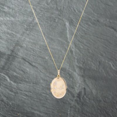 Pre-Owned 9ct Two Colour Gold Oval Birds And Flowers Locket Pendant & 18 Inch Curb Chain 41142755