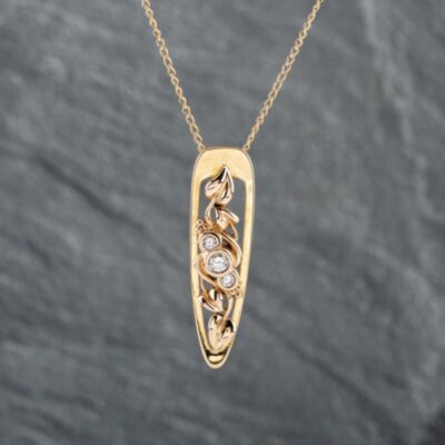Pre-Owned 18ct Two Colour Gold Diamond Clogau Gemstone Pendant & 18 Inch Trace Chain 41142820
