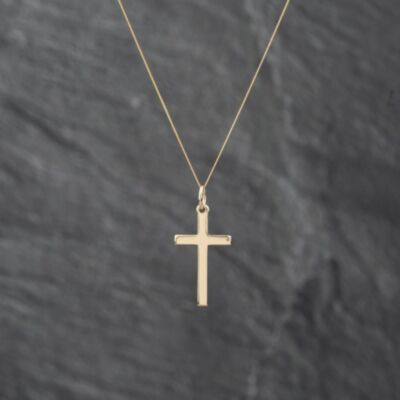 Pre-Owned 9ct Yellow Gold Small Plain Cross Pendant & 18 Inch Curb Chain 41142836