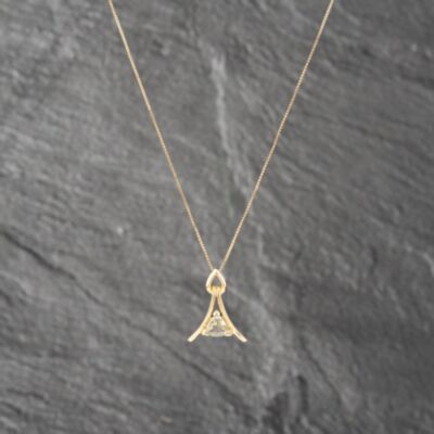 Pre-Owned 18ct Yellow Gold Unheated Green Tanzanite Pendant & 19 Inch Box Chain 41142873