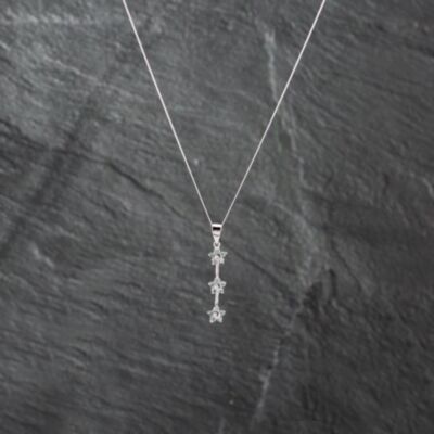 Pre-Owned 9ct White Gold Pale Green/Blue Topaz Triple Flower Cluster Dropper Pendant & 18 Inch Curb Chain 41142917