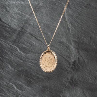 Pre-Owned 9ct Yellow Gold Oval Foliate Hand Engraved Locket Pendant & 18 Inch Curb Chain 41142925