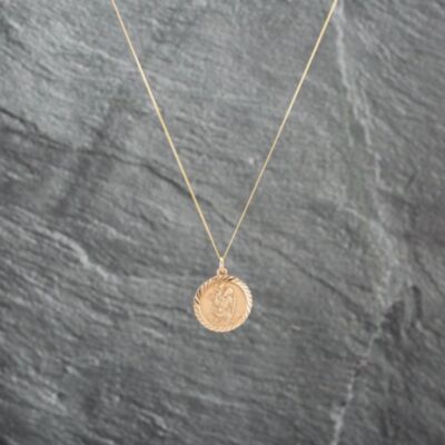 Pre-Owned 9ct Yellow Gold Circular Diamond Cut Edged St Christopher Pendant & 18 Inch Curb Chain 41142952