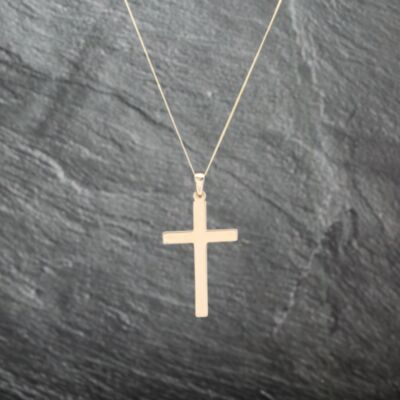 Pre-Owned 9ct Yellow Gold Large Plain Cross Pendant & 18 Inch Curb Chain 41143022