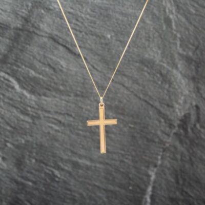 Pre-Owned 9ct Yellow Gold Plain Cross Pendant & 18 Inch Curb Chain 41143045