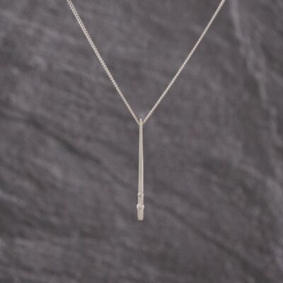 Pre-Owned 18ct White Gold Brilliant Cut Diamond Set Bar Pendant & 16 Inch Curb Chain 41143299