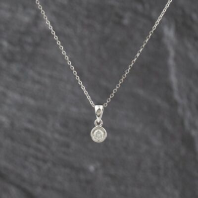 Pre-Owned White Gold 0.15ct Diamond Rubover Set Single Stone Pendant & 18 Inch Trace Chain 41143349