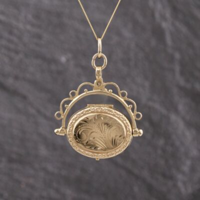 Pre-Owned 9ct Yellow Gold Swivel Oval Engraved Locket Pendant & 18 Inch Curb Chain 41143366